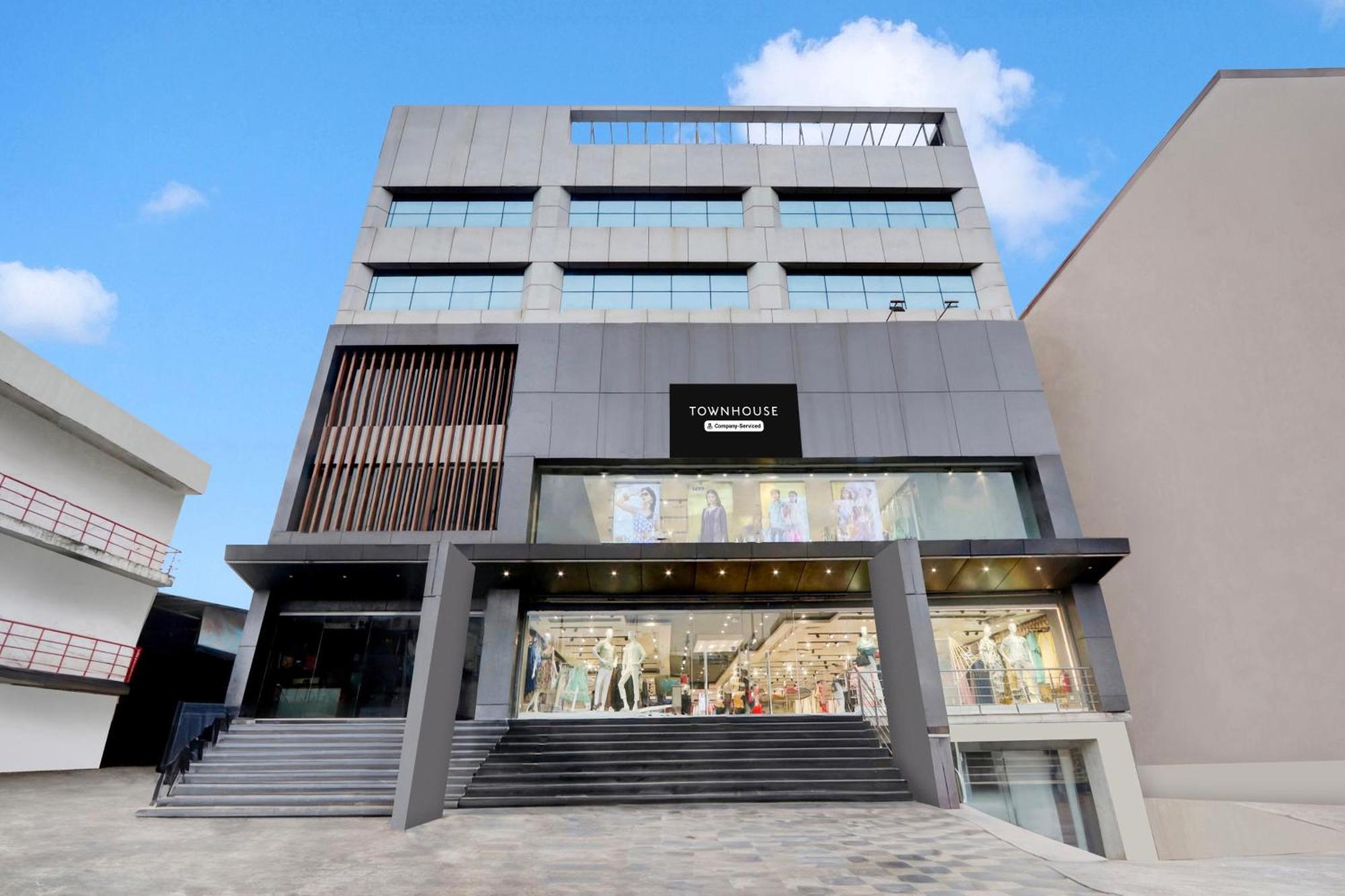 Super Townhouse Daba Garden Road Hotel Visakhapatnam Exterior photo